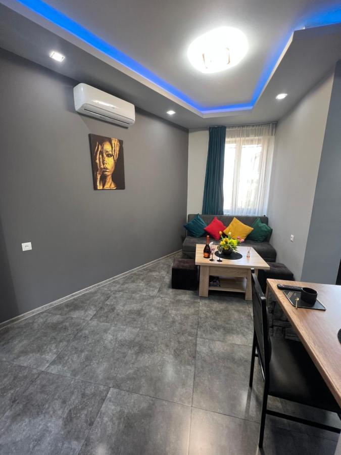 Comfortable Apartment Комфортные Апартаменты Self Check In Erevan Exterior foto